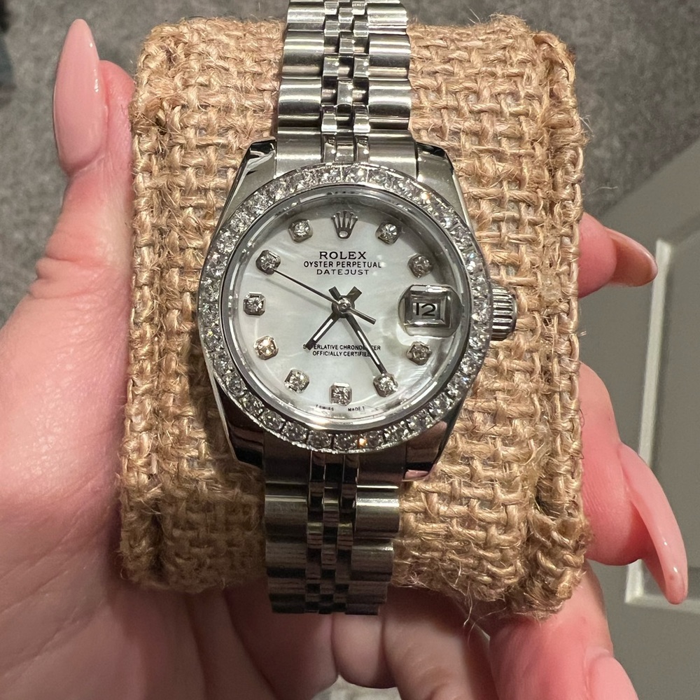 Bulova - Picture 2 of 2